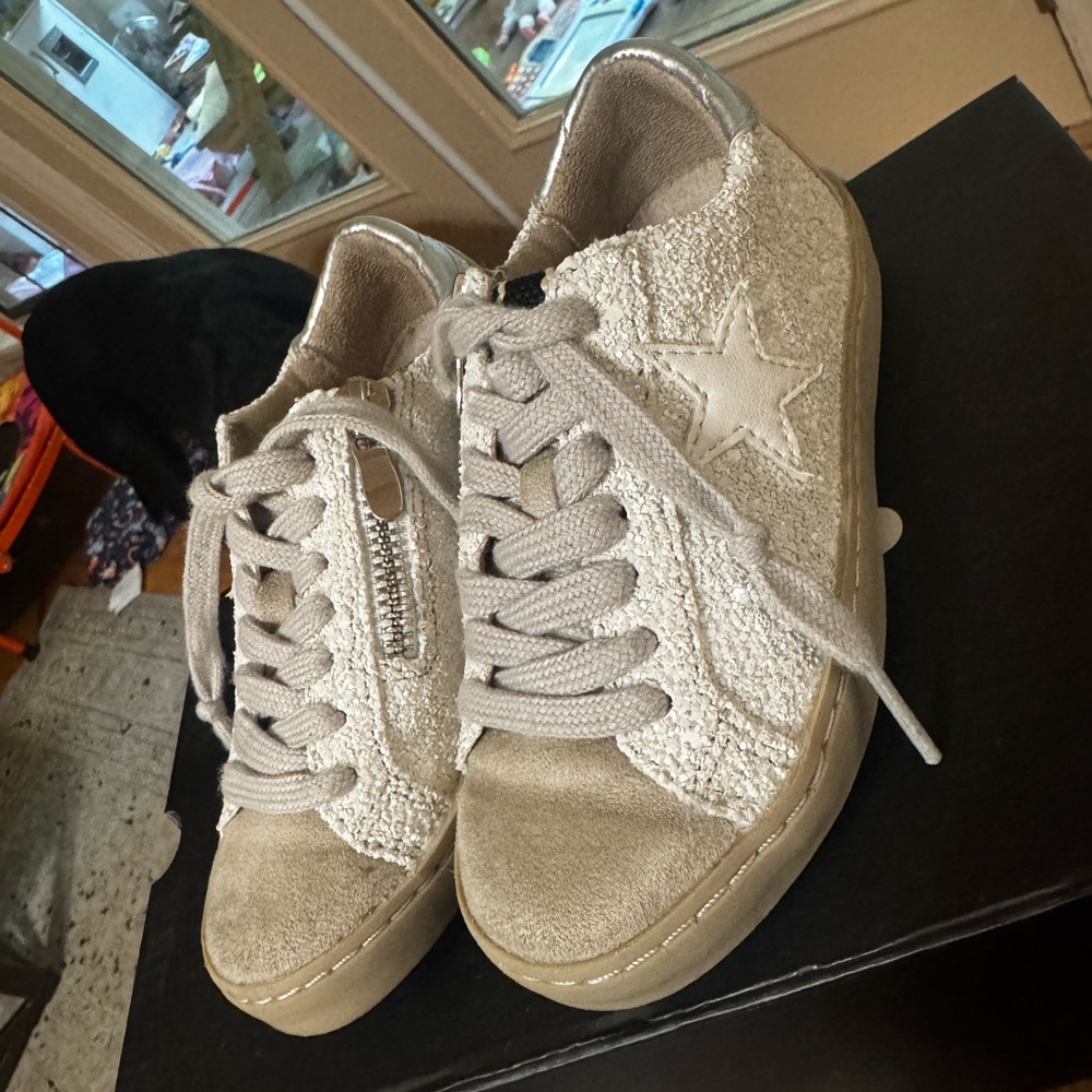 ShuShop Toddler Sneakers with box size 8